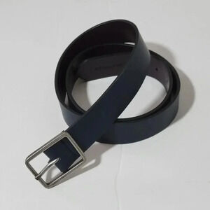 Levi’s Strauss & Co. Belt 36 Men's Navy Blue Silver Tone Buckle 33.5" - 37.5"